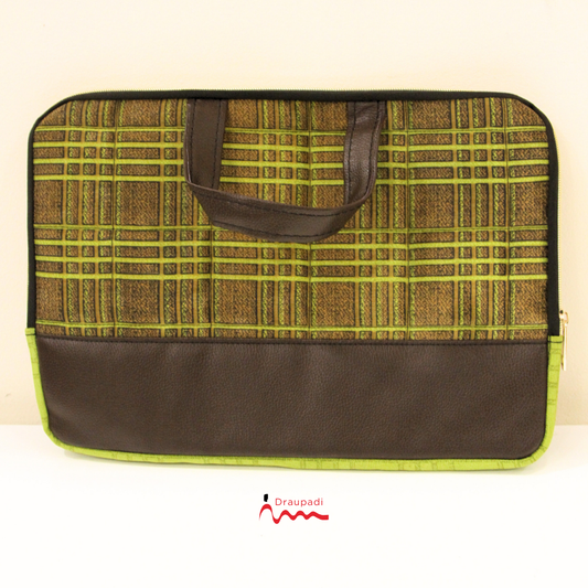 Green Check Laptop Zipper Sleeve