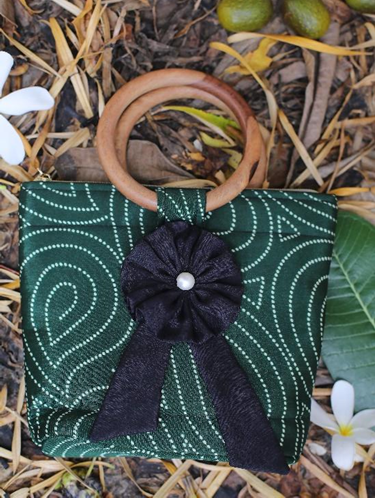 Spiral Woodcraft Clutch